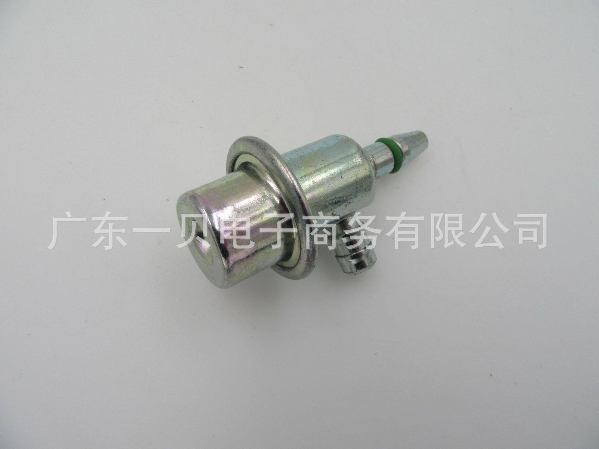 96423299燃油压力调节器适用于雪佛兰