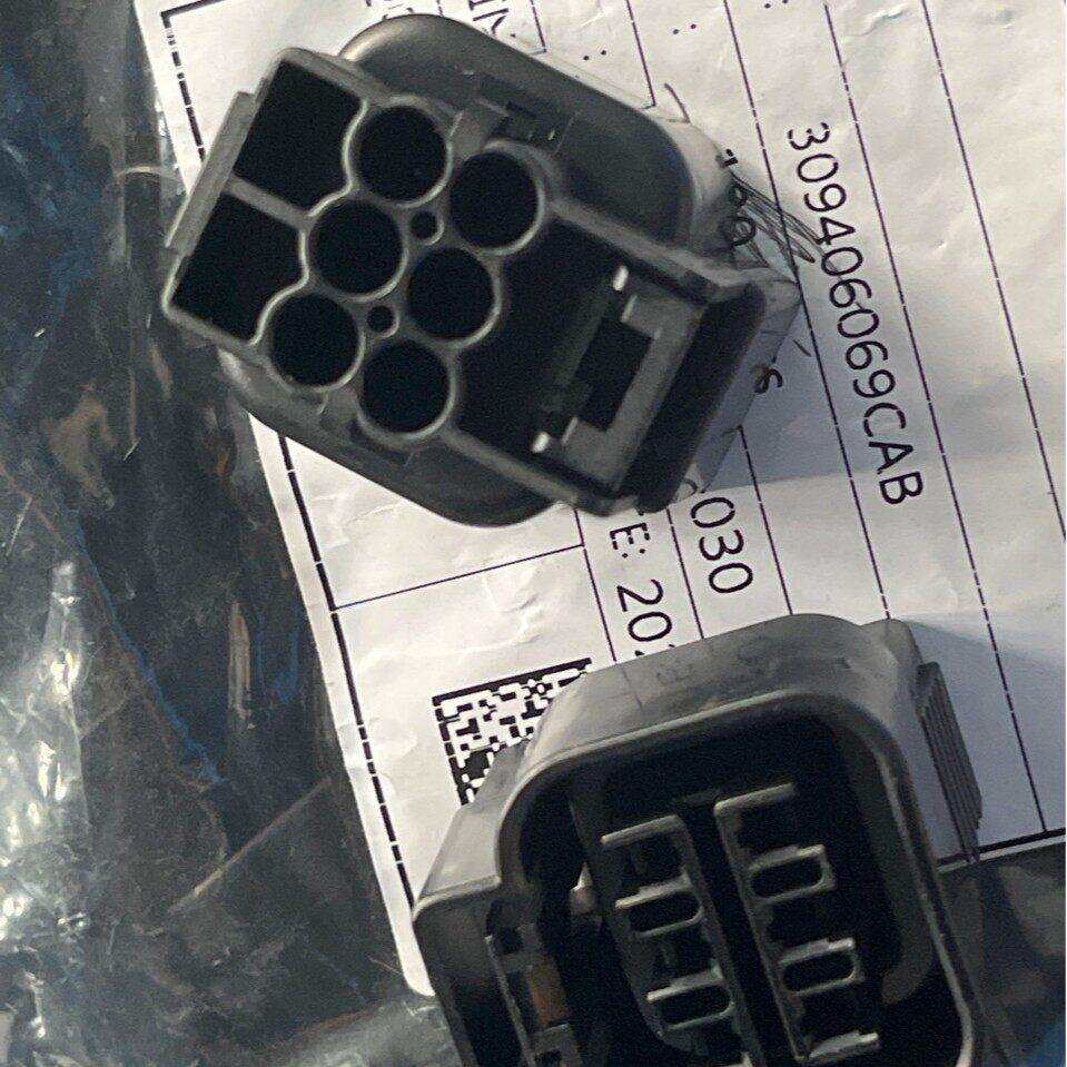 胡连连接器接插件309406069CAB现货供应