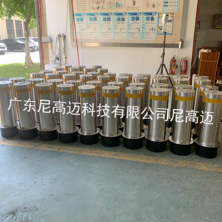 学校门口活动防撞移动柱现货浅埋可拆卸不锈钢手动桩深圳锁止车挡