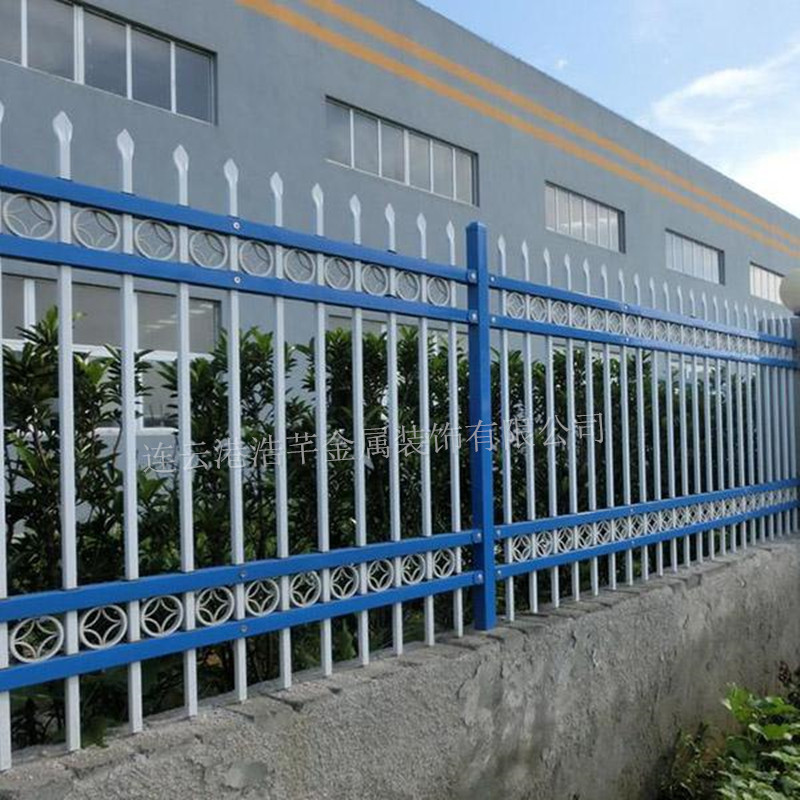 锌钢护栏工厂小区安全防护栏杆别墅庭院隔离围墙栅栏铁艺围栏栏杆