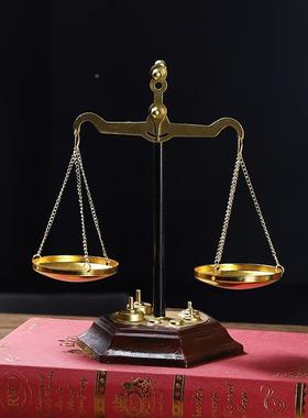 复古怀老式天平高秤模型摆件办公室啡厅桌咖面级感F99J5677装饰手