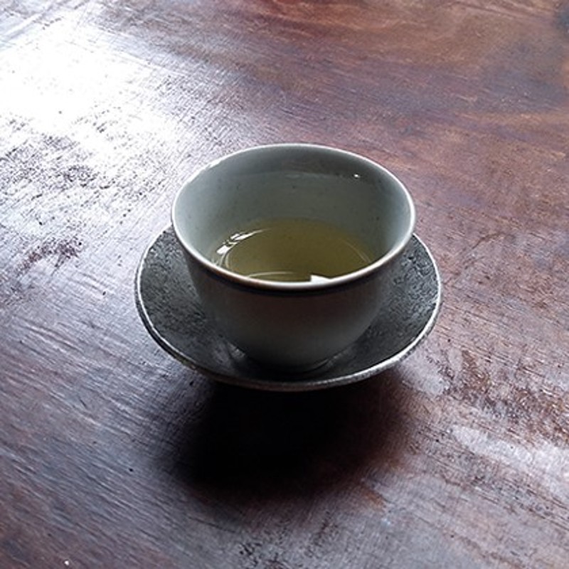 采喜堂 斗笠型 岩石纹纯锡制茶托 人文茶道器物 敞口简圆杯托