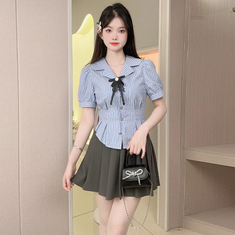春游会甜美短袖衬衫女夏季2024新款修身衬衣收腰上衣JK学院风条纹