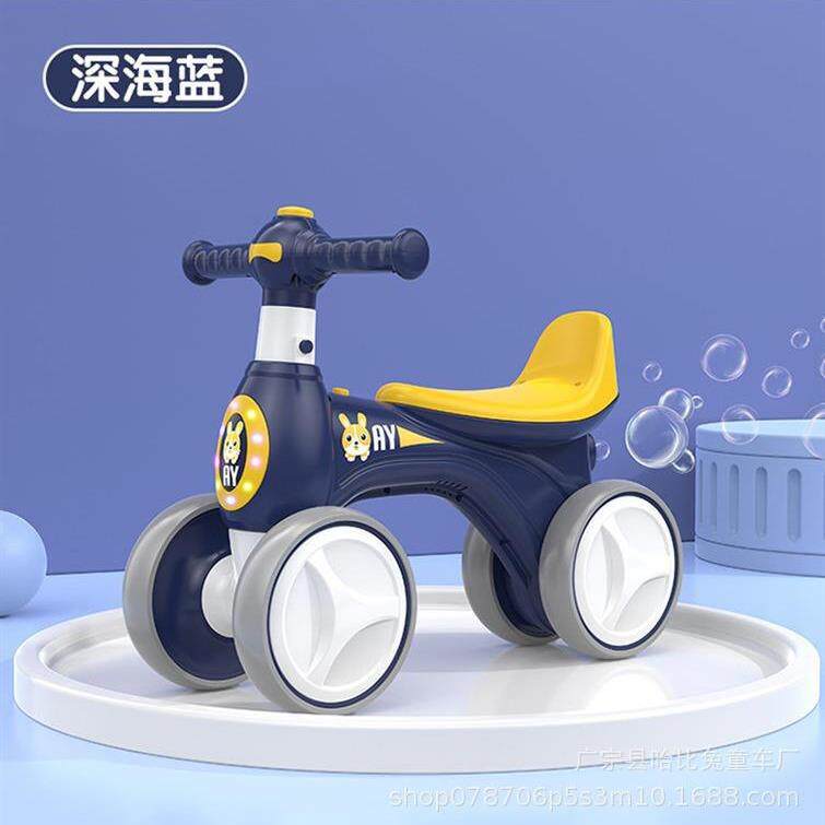 儿童扭扭车泡泡滑行车带灯光音乐溜溜车1-3岁男女宝宝玩具车