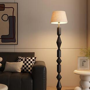 客厅落地灯沙发旁边高级感现代简约大气2026新款高颜值卧室立式灯
