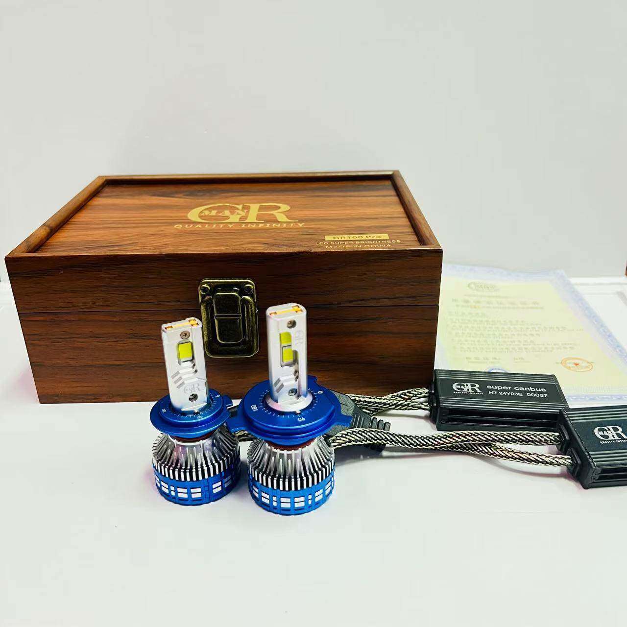 汽车大灯LEDheadlight超级解码大灯远光灯近光灯H4h7H119005
