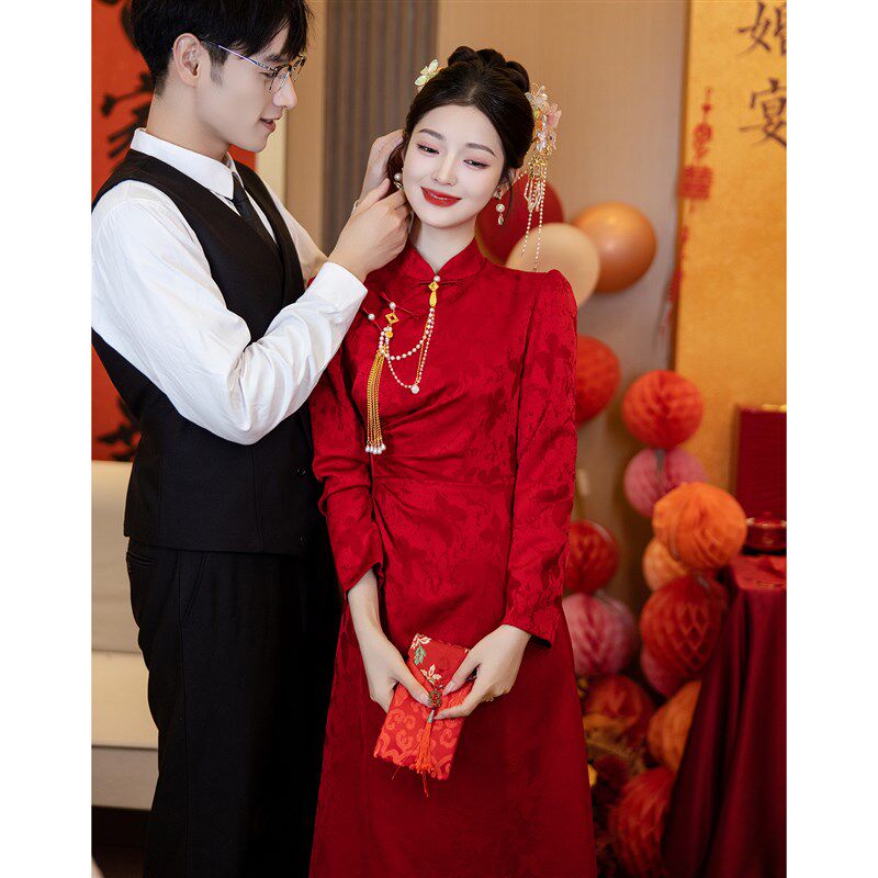 新中式旗袍敬酒服新娘2024新款秋冬季红色结婚便装订婚礼服裙长袖