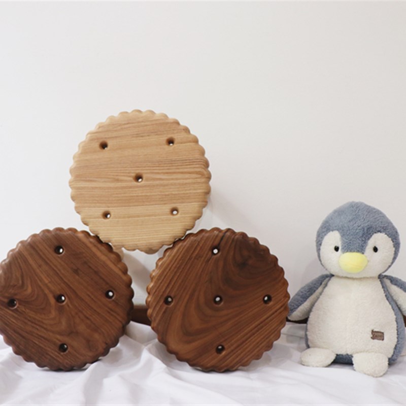 创意可爱饼干凳趣味儿童成人小板凳实木矮凳子北欧简约小圆凳脚凳