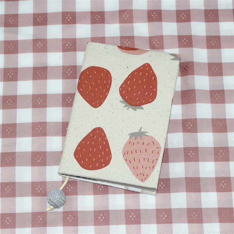 芝士莓莓手工布艺书衣书套余白a5a6手账手帐b5b6tn书皮可调节定制
