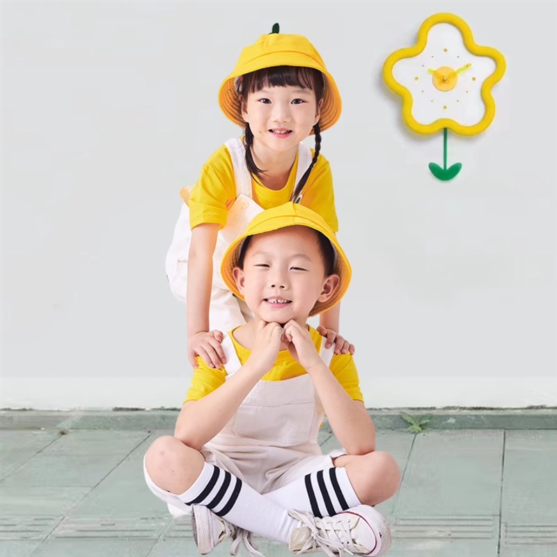 白色背带裤黄色短袖亲子小学幼儿园毕业照季拍摄摄影服装户外十一