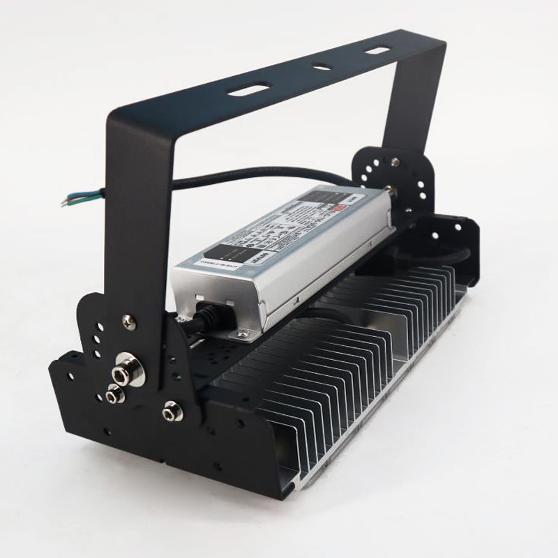 led模组投光灯50W100W200W隧道灯广场球场高杆照明广告地标泛光灯