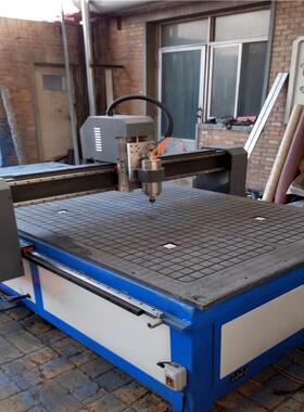 三立维11659刻体木工雕刻机橱柜木门雕机1325石材数控雕刻机设备