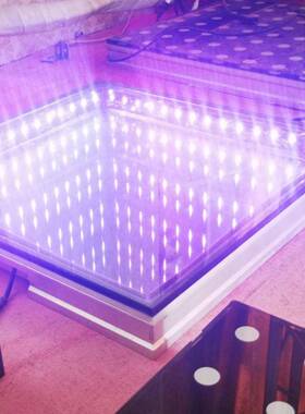 广东厂直销弹簧地舞台酒吧K995TV工彩DJ台地板全彩蹦迪床酒吧七颤