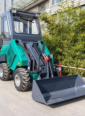 出口新西兰HTL28座驾装载机轮式工程小铲车家用推土铲车装载机