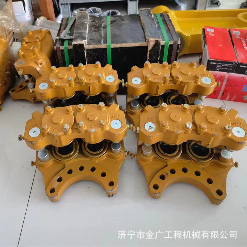 铲车刹车钳SEM652装载机刹车片装载机铲车刹车钳刹车分泵夹钳