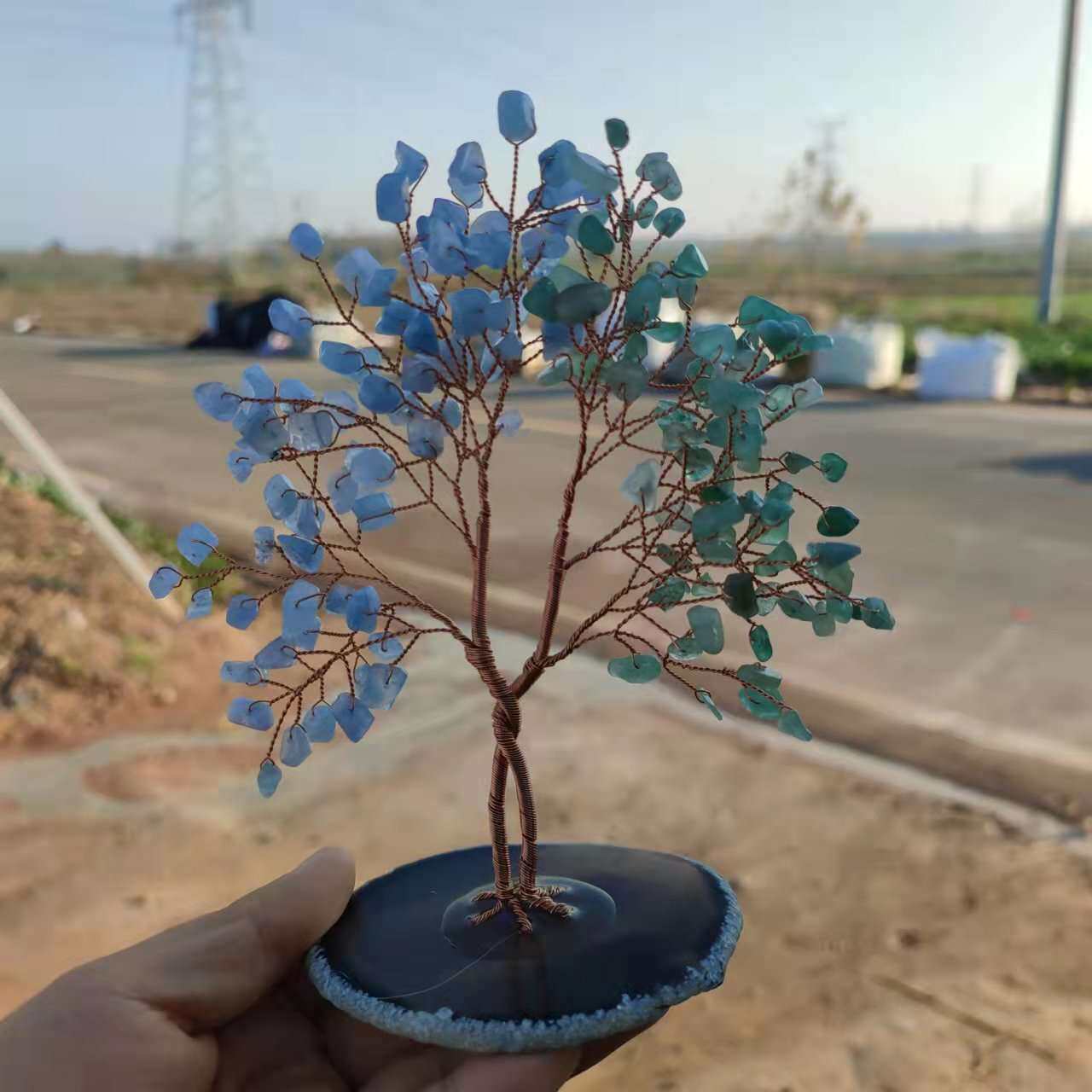厂家批发供应水晶碎石树发财树办公室工艺品装饰粉水晶黄水晶
