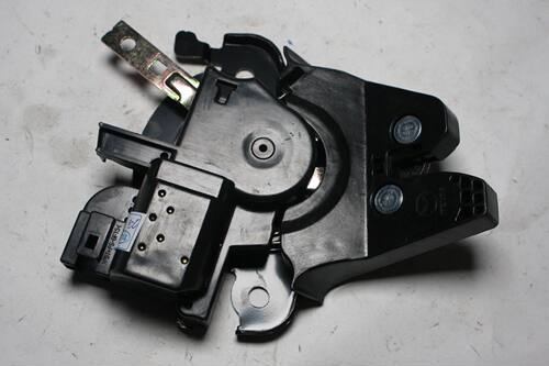 GV7D-56-820A适用于马自达M6 RY锁机 尾盖