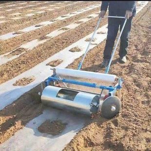 种地专用手动工具种植农具拉地膜神器农用机器铺盖覆土铺膜机新款