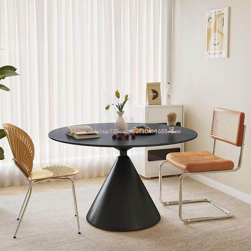 尔优威法式合岩板小餐户型组圆形桌纯白色圆桌as1235饭家用桌椅现