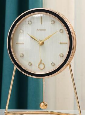 现代属简约式21892台座轻钟客厅钟表摆件台钟家用奢金摆钟桌面时