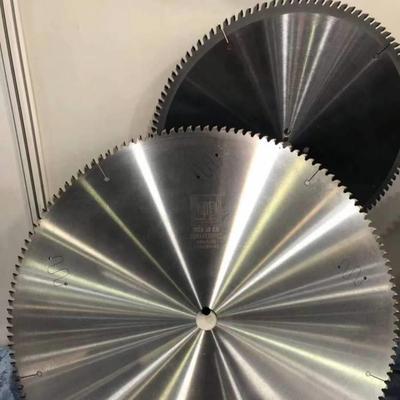 金刚石PCD锯片切割MDF刨花板铝型材用锯片300*3.2*30*96T