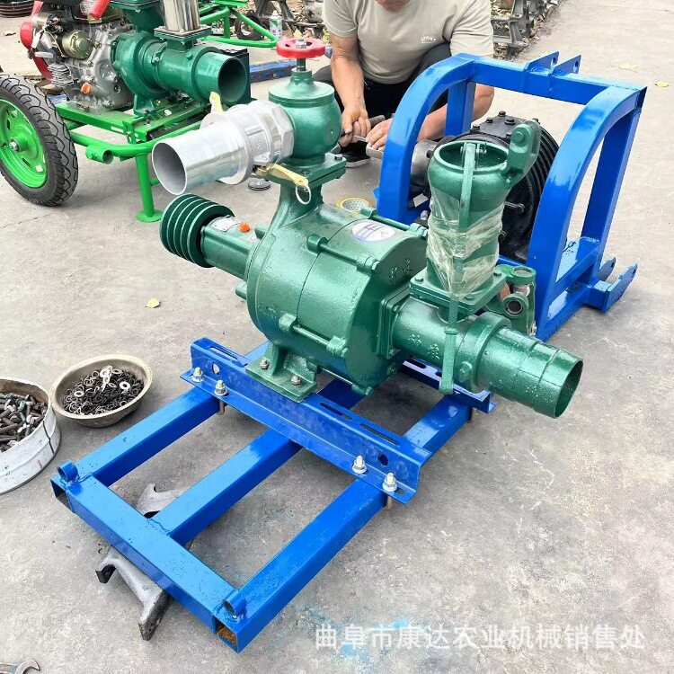 四轮车后悬挂多级泵水源距离远超高压喷水机扬程180米4寸喷灌机