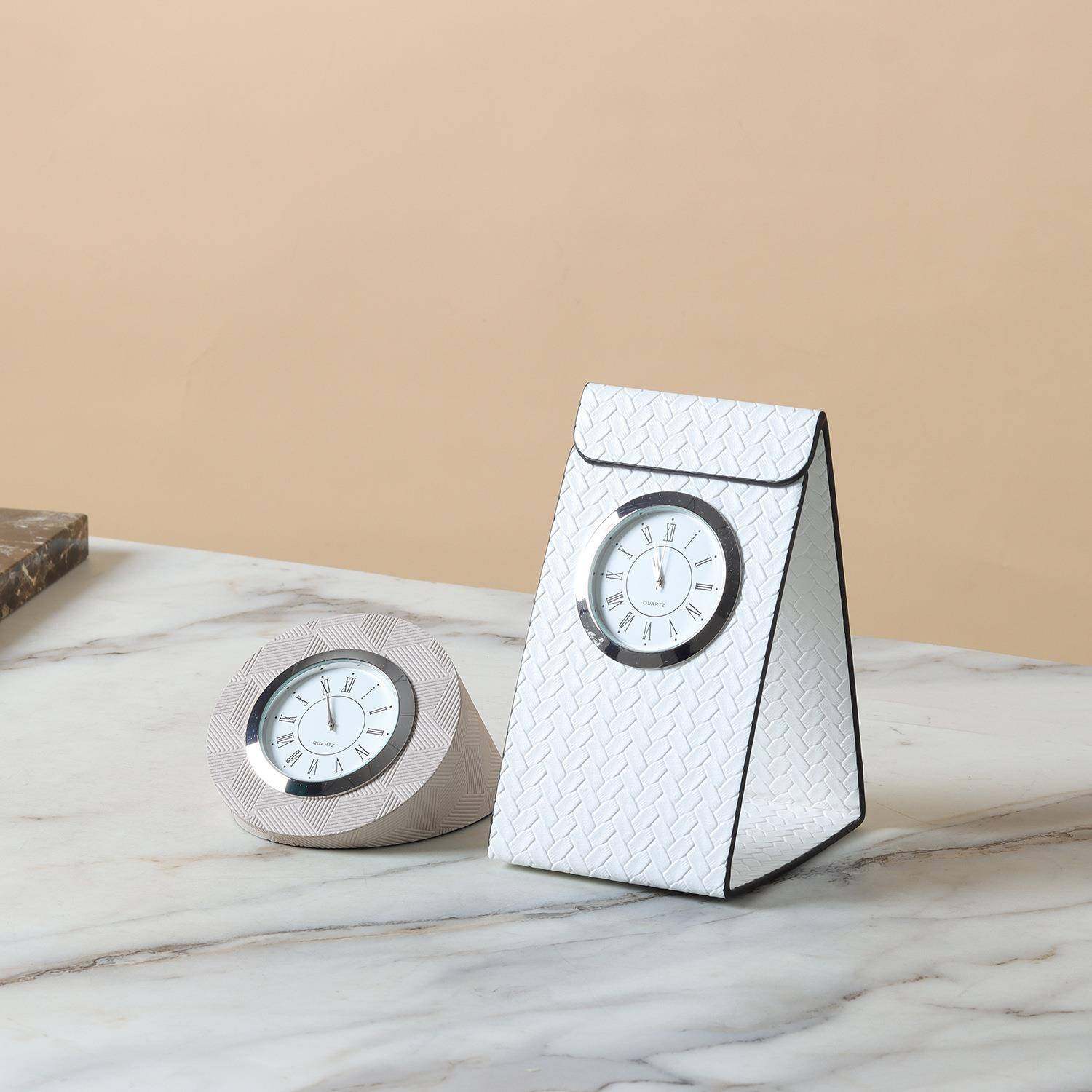金属皮革时钟台钟座钟装饰钟表摆件办公室卧室书房样板间高档饰品,农用物资,其他肥料,淘宝优惠券,粉丝福利购,淘宝优惠卷