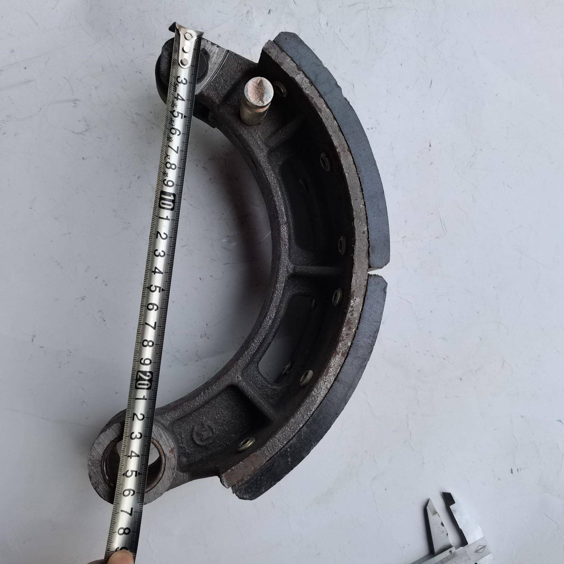 供应各种车型刹车片刹车蹄总成100宽微型刹车蹄总成