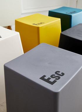 料OVN凳加厚成塑人家用餐叠桌高板凳现代简约时尚创子意胶凳可放