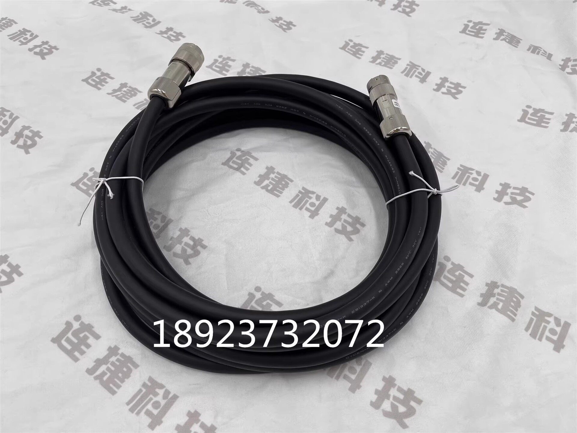 YASKAW机器人示教器X81 CBL-NXC-025-1 X82 CBL示教盒线缆
