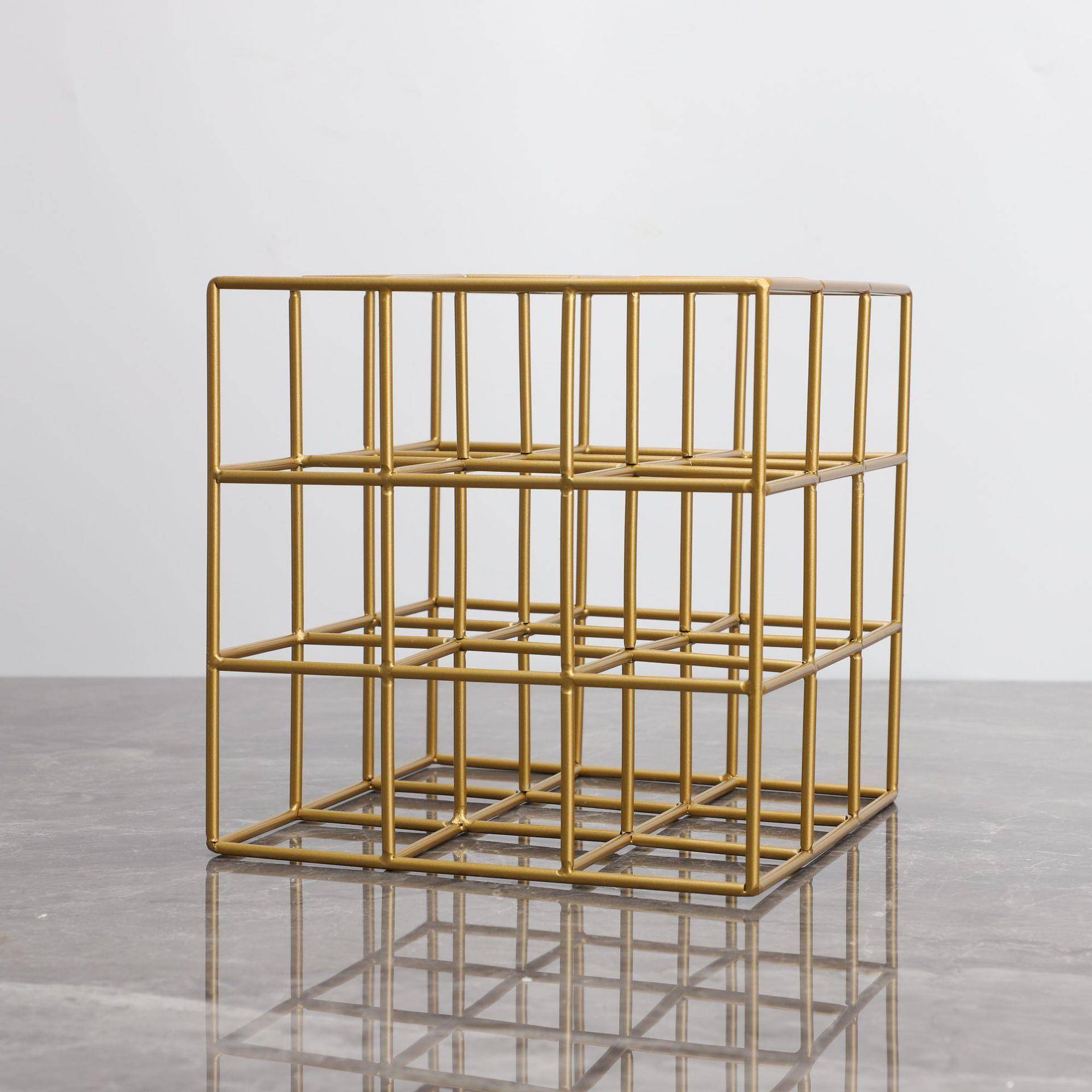 现代约简正体网格铁艺摆件方房样板客厅玄关电视柜酒柜471家居装