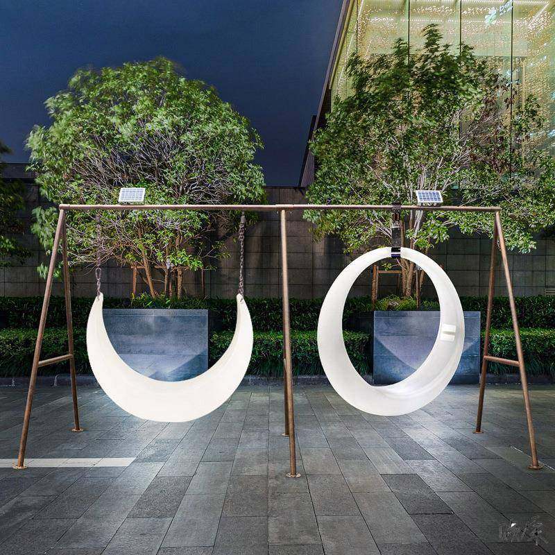 月亮秋千吊椅户外太阳能椅庭院夜光多人月摇亮民宿装发KHM饰大型