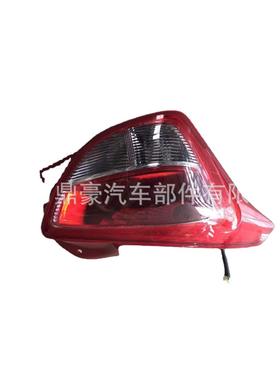 适用于现代I102014款尾灯92401-B4000/92402-B4000
