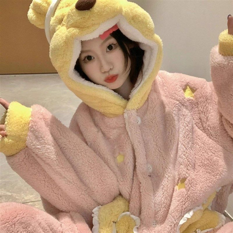 可爱卡通维尼熊珊瑚绒睡衣女秋冬季新款加绒加厚保暖家居两件套装,女士内衣/男士内衣/家居服,睡衣/家居服套装,淘宝优惠券,粉丝福利购,淘宝优惠卷