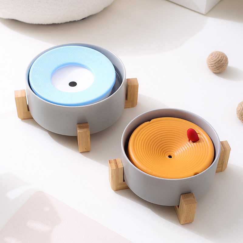 玛特利狗狗悬浮水碗不湿嘴小狗喝水碗饮水器宠物漂浮饮水器防打翻