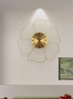 钟花瓣铁F33581-W艺创意立简金体挂钟客厅约表玄关美观墙饰防锈属