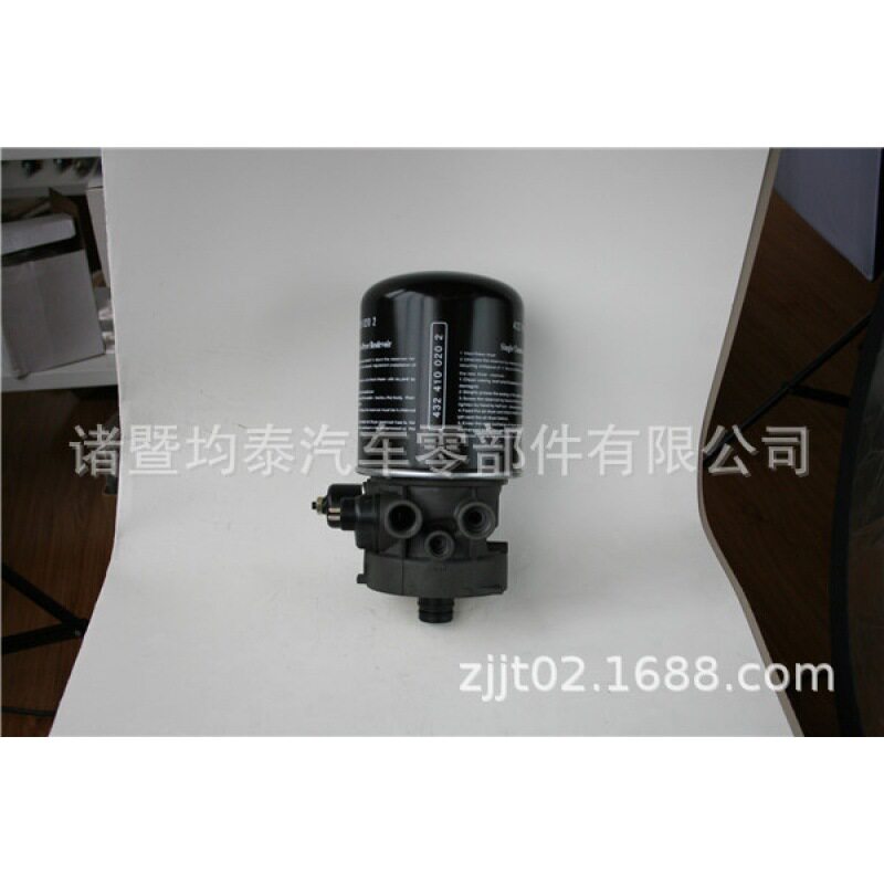 空气干燥器LA8206黑欧系重卡重汽卡车客车配件零部件SMT