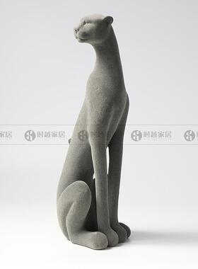 现工代简约棕柜色植绒豹子摆动物件客厅电视软装家居饰品TD5690树