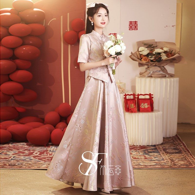 新娘敬酒服粉色2024新款高级感夏季订婚礼服裙女新中式结婚秀禾服