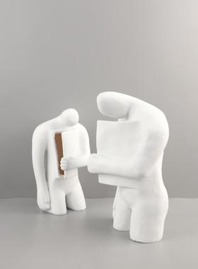 北心欧创1713抽象白色树脂打扉人物雕塑摆件玄关意电视柜家居开装
