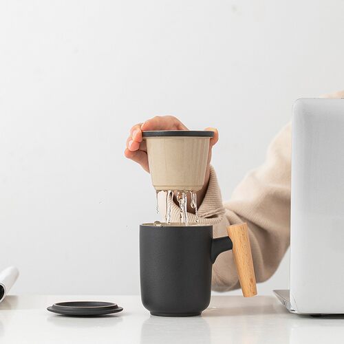 茶杯茶水分离杯办公室家用陶瓷带盖过滤个人专用木柄泡茶杯子定制