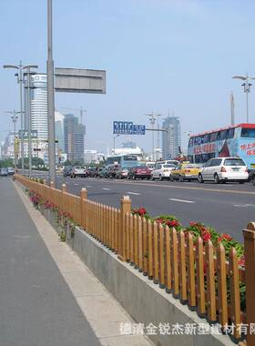 供应绿色木纹色草坪园林街道绿化带市政小区草坪塑钢护栏