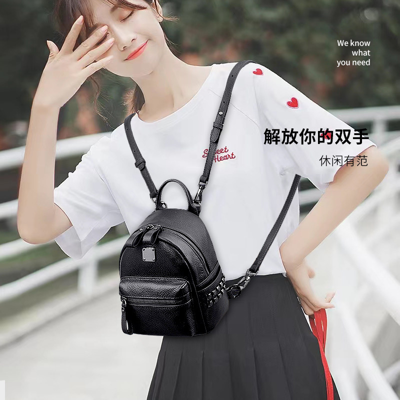 双肩包女真皮2023新款女士小容量迷你铆钉包包少女逛街旅行小背包