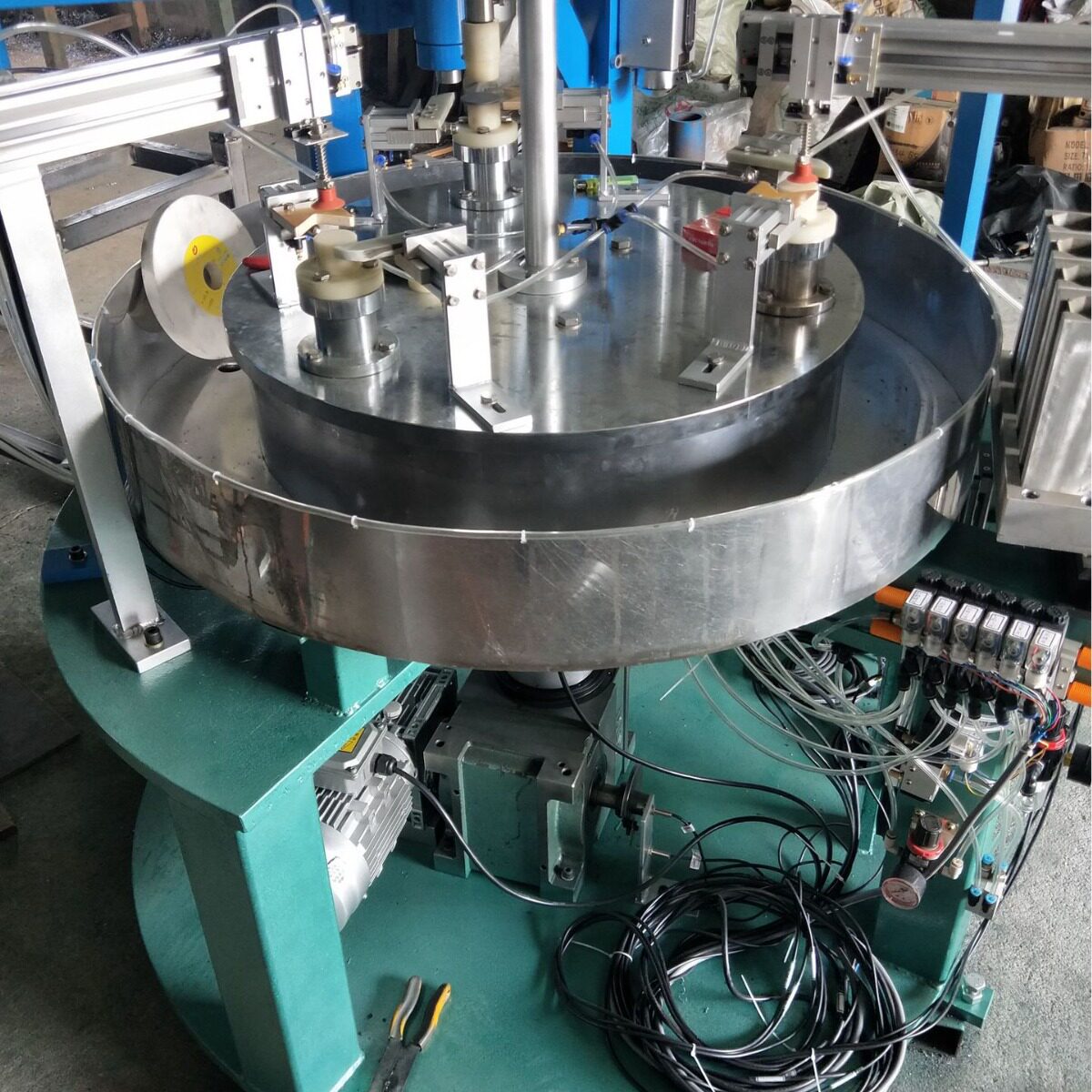 自动陶瓷圆片金属钼片倒角磨边设备倒角均匀无碎边速度快外圆倒角