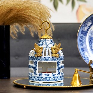 费灵家居青花陶瓷手工黄铜鸟笼造型家居装饰烛台摆件蜡台摆设出口