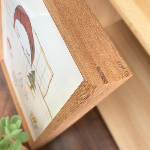 奈良美智卧室书房挂画可爱卡通儿童房客厅壁画日式实木相框装饰画