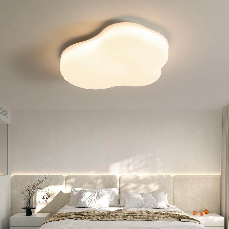 吸顶202灯5新款客奶油风创意云厅朵吸顶3灯房70032间卧室灯中山灯