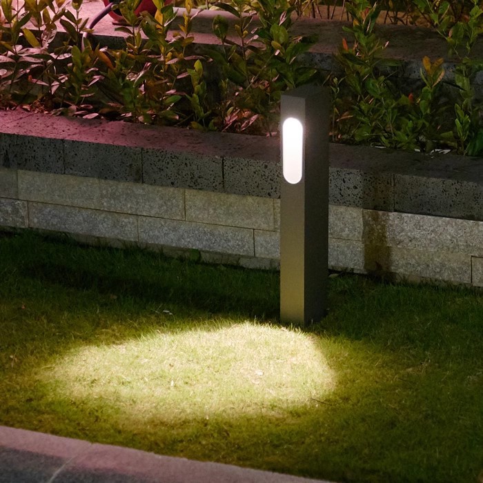 户外防水太阳能LED庭院草坪灯