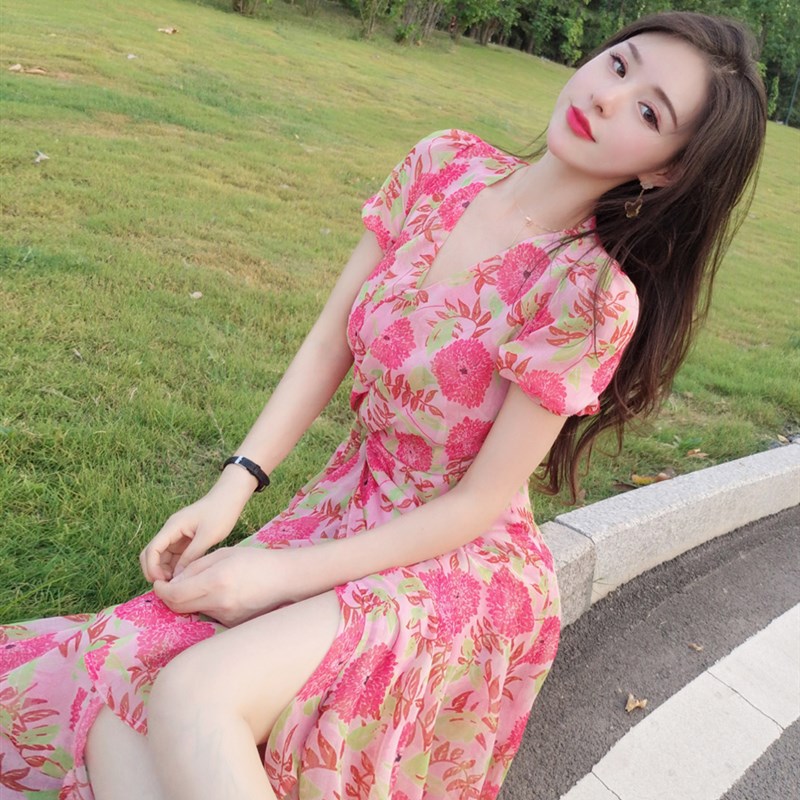 碎花长裙女夏2021新款沙滩海边度假裙小清新甜美初恋桔梗风连衣裙