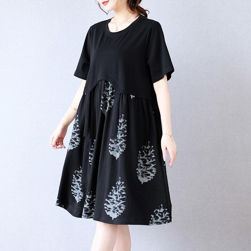 梨形身材连衣裙夏季胖mm大码女装中年妈妈宽松遮肚显瘦复古中长裙